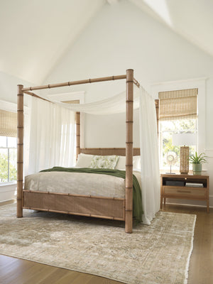 Lexington Tommy Bahama Home Islandia Canopy Bed - Elegant West Indies Design With Woven Rattan, Burnished Brass Accents, Relax In Style Sunwashed  579-174c