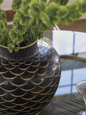 Lexington Tommy Bahama Home Emerald Bay Dining Table - Elegant Coastal Design With Woven Raffia, Driftwood Finish & Glass Top Sunwashed  579-875-60c