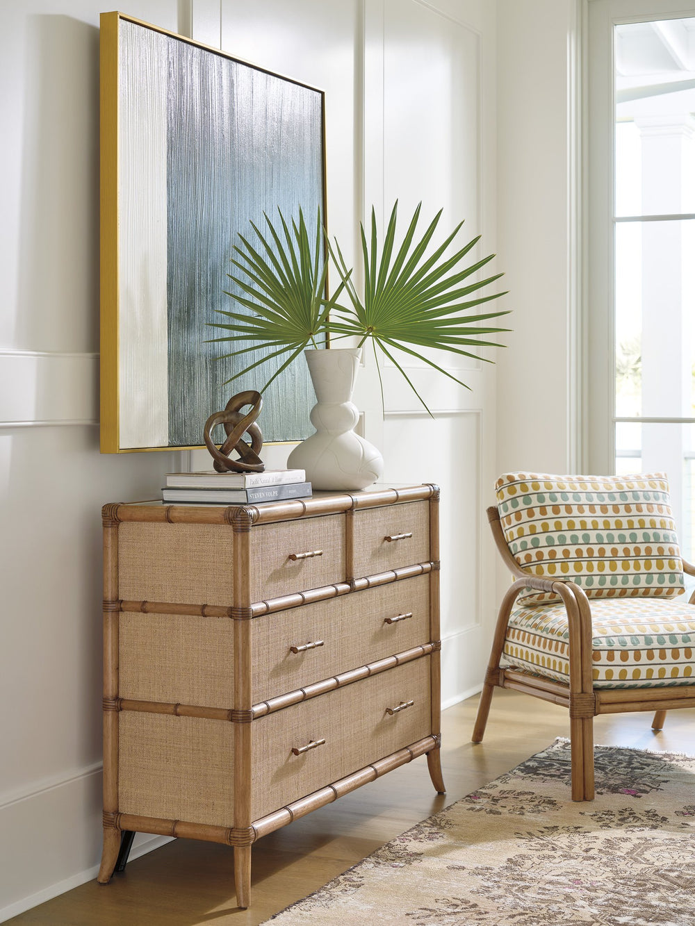 Lexington Tommy Bahama Home Dolphin Cay Hall Chest: Elegant Raffia Design With Soft-close Drawers & Glass Top For Coastal Living Sunwashed  579-973