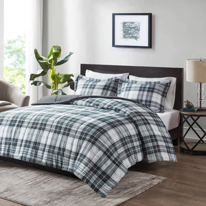 JLA Home Madison Park Essentials - 3M Ultra-Soft Plaid Comforter Set with Scotchgard Moisture Management & Antimicrobial OEKO-TEX Finish Black/White MPE10-824