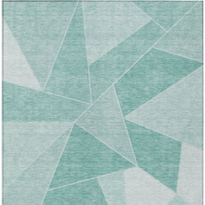 Homeroots 3' Geometric Artichoke Green Area Rug - Stylish Washable Design For Indoor & Outdoor Spaces 5' X 8' Polyester 580006