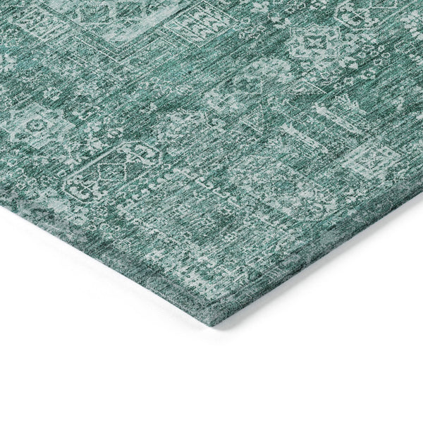 Homeroots 3' Artichoke Green & Ivory Oriental Washable Area Rug - Durable Indoor/Outdoor Design For Every Space 5' X 8' Polyester 580012