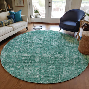 Homeroots 3' Artichoke Green & Ivory Oriental Washable Area Rug - Durable Indoor/Outdoor Design For Every Space 8' Round Polyester 580013