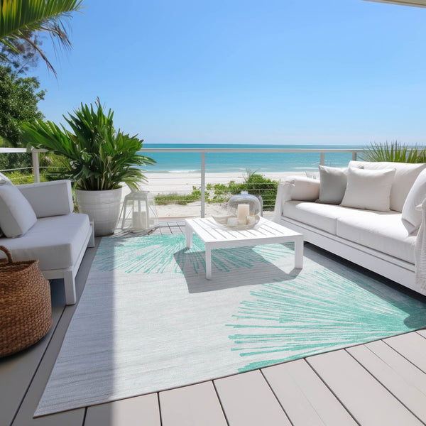 Homeroots 3' Artichoke Green And Ivory Abstract Washable Area Rug For Stylish Indoor Outdoor Spaces 3' X 5' Polyester 580023