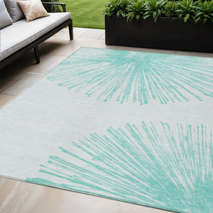 Homeroots 3' Artichoke Green And Ivory Abstract Washable Area Rug For Stylish Indoor Outdoor Spaces 5' X 8' Polyester 580024