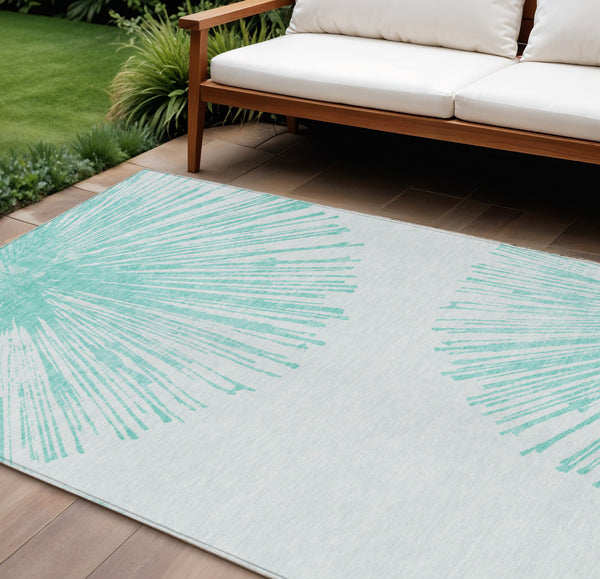 Homeroots 3' Artichoke Green And Ivory Abstract Washable Area Rug For Stylish Indoor Outdoor Spaces 8' X 10' Polyester 580026