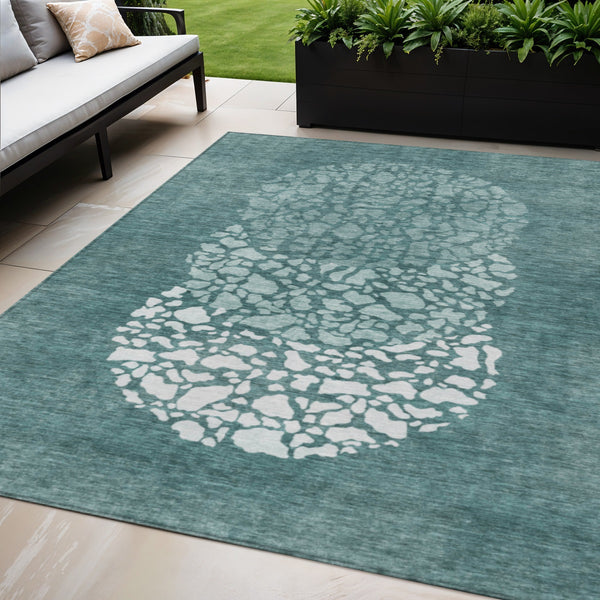 Homeroots 3' Beige Tan And Taupe Abstract Washable Area Rug For Indoor And Outdoor High Traffic Spaces 5' X 8' Polyester 580030