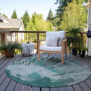 Homeroots 3' Denim Blue Abstract Area Rug – Stylish Washable Design For Indoor & Outdoor Spaces, Durable & Chic 8' Round Polyester 580037