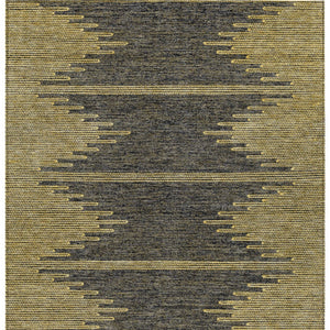 Homeroots 3' Stylish Artichoke Green Ivory Abstract Washable Area Rug For Indoor And Outdoor Spaces 5' X 8' Polyester 580043