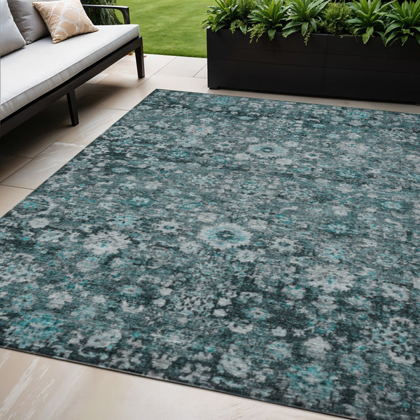 Homeroots 3' Navy Blue And Sky Blue Oriental Washable Rug - Durable Indoor Outdoor Design For Versatile Spaces 5' X 8' Polyester 580061