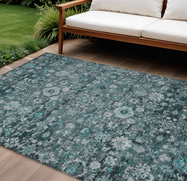 Homeroots 3' Navy Blue And Sky Blue Oriental Washable Rug - Durable Indoor Outdoor Design For Versatile Spaces 10' X 14' Polyester 580065