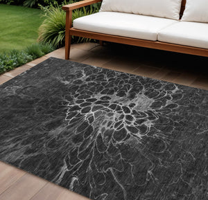 Homeroots 3' Charcoal Gray Silver Abstract Indoor Outdoor Area Rug - Stain Resistant, Washable & Durable Design 10' X 14' Polyester 580075