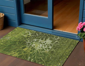 Homeroots 3' Charcoal Gray Silver Abstract Indoor Outdoor Area Rug - Stain Resistant, Washable & Durable Design 3' X 5' Polyester 580094