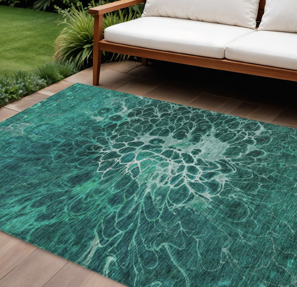 HomeRoots 9' Vibrant Teal Blue Abstract Area Rug – Stylish, Washable Design for Indoor & Outdoor Spaces 9' X 12' 580104