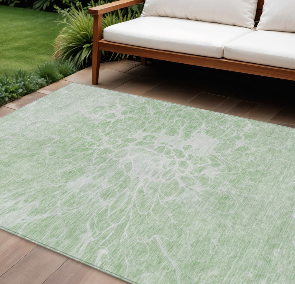 HomeRoots 9' Stylish Mint Green and Ivory Abstract Washable Area Rug for Indoor and Outdoor Spaces 9' X 12' 580116