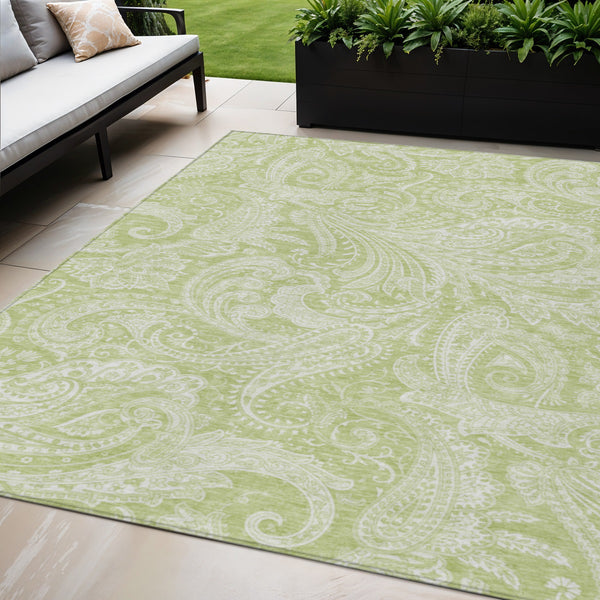 Homeroots 3' Stylish Green And Ivory Paisley Washable Area Rug For Indoor And Outdoor Spaces, Durable Design 5' X 8' Polyester 580143