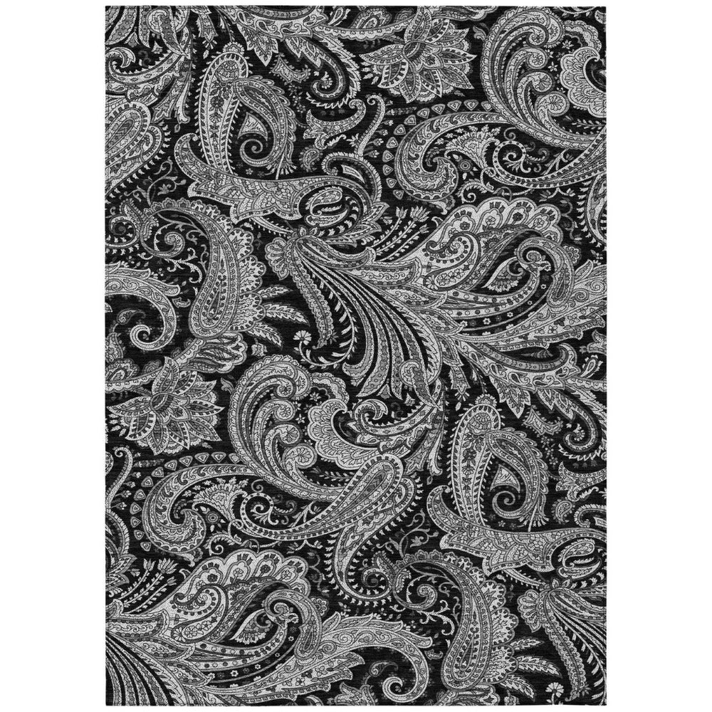 HomeRoots 5' Timeless Black Gray White Paisley Washable Area Rug for Indoor and Outdoor High-Traffic Spaces 5' X 8' 580149