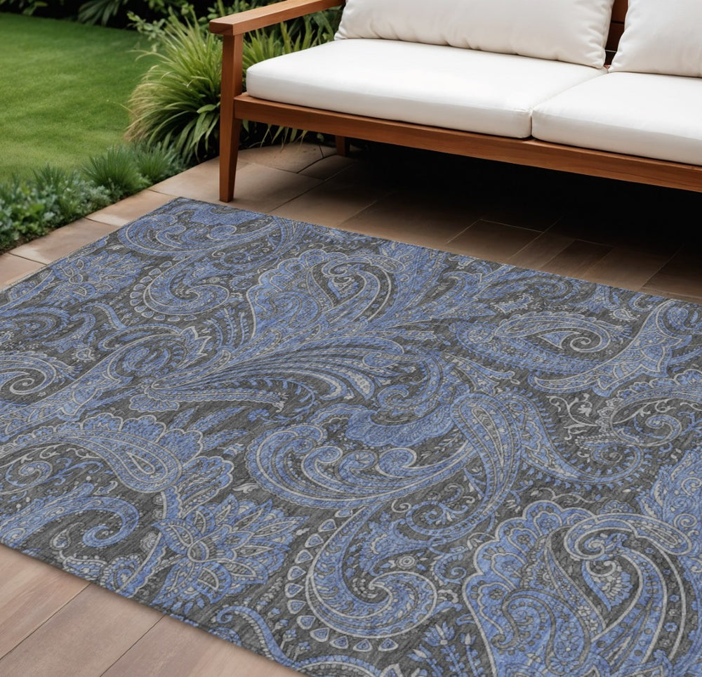 HomeRoots 9' Charcoal Gray and Blue Paisley Area Rug - Washable, Durable, Ideal for Indoor and Outdoor Spaces 9' X 12' 580158