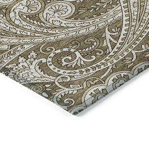 Homeroots 3' Stylish Green And Ivory Paisley Washable Area Rug For Indoor And Outdoor Spaces, Durable Design 8' X 10' Polyester 580163