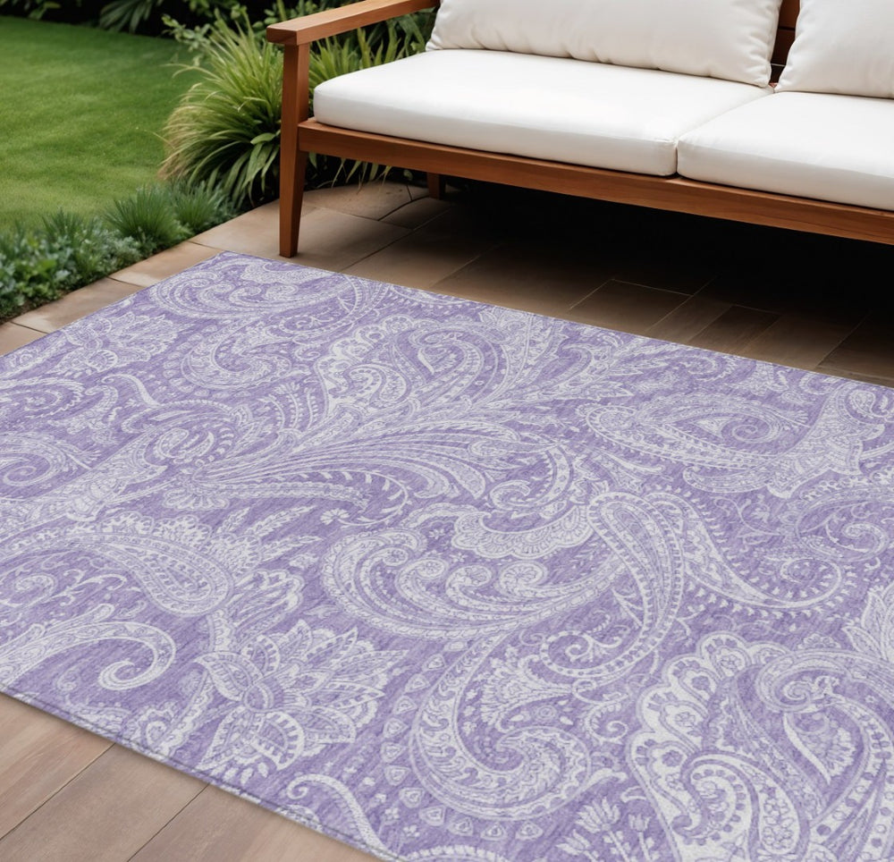 HomeRoots 9' Elegant Lavender Purple and Ivory Paisley Area Rug - Durable, Washable, Perfect for Indoor/Outdoor Use 9' X 12' 580182
