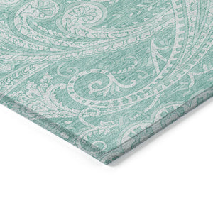 Homeroots 3' Stylish Green And Ivory Paisley Washable Area Rug For Indoor And Outdoor Spaces, Durable Design 5' X 8' Polyester 580191