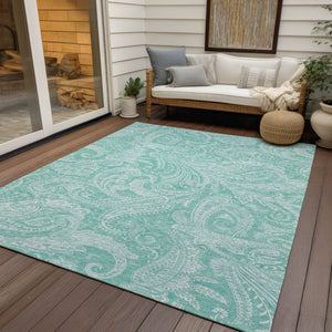 Homeroots 3' Stylish Green And Ivory Paisley Washable Area Rug For Indoor And Outdoor Spaces, Durable Design 5' X 8' Polyester 580191