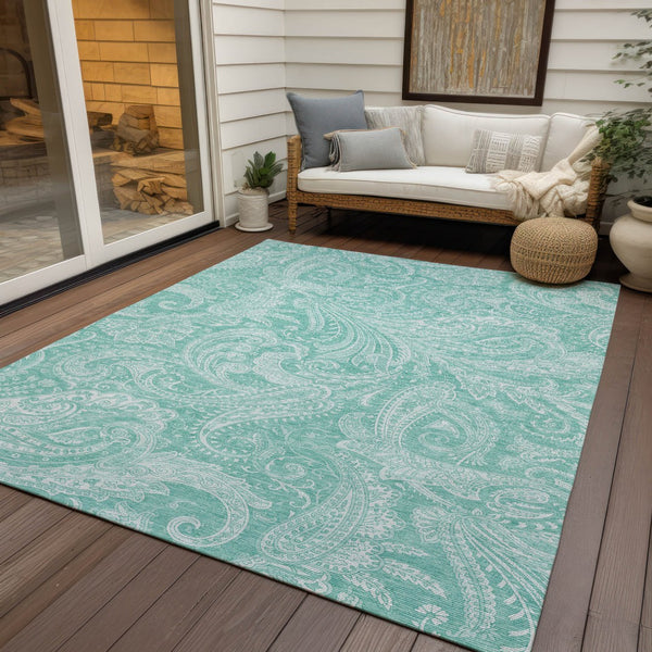 Homeroots 3' Stylish Green And Ivory Paisley Washable Area Rug For Indoor And Outdoor Spaces, Durable Design 5' X 8' Polyester 580191