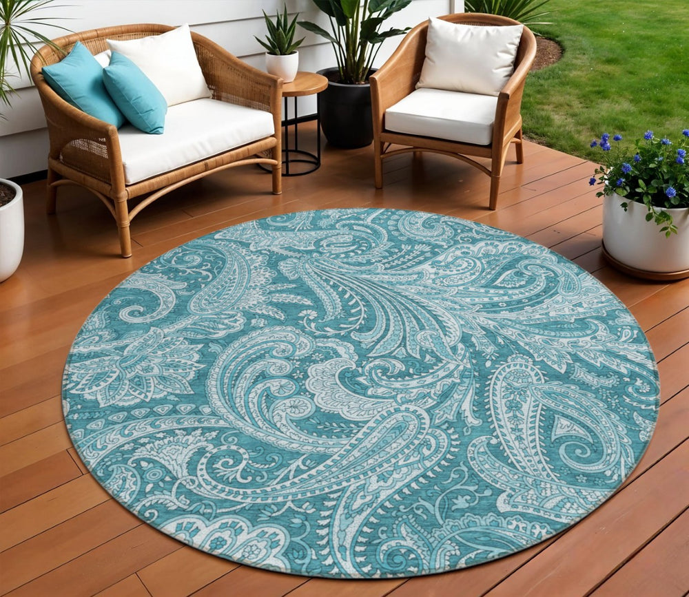 HomeRoots 5' Turquoise and Ivory Paisley Area Rug – Durable, Washable Design for Indoor and Outdoor Spaces 8' Round 580204