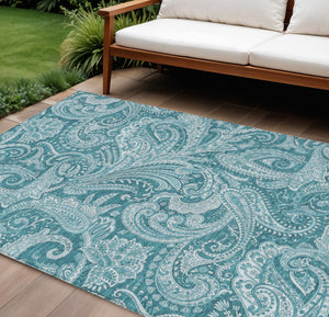 Homeroots 3' Stylish Green And Ivory Paisley Washable Area Rug For Indoor And Outdoor Spaces, Durable Design 8' X 10' Polyester 580205