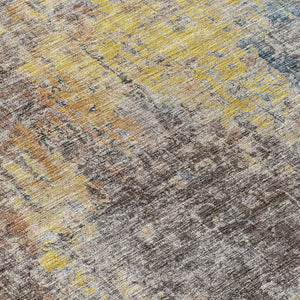 Homeroots 3' Brown Beige And Gold Abstract Washable Area Rug For Indoor And Outdoor Spaces, Durable Design 8' Round Polyester 580222