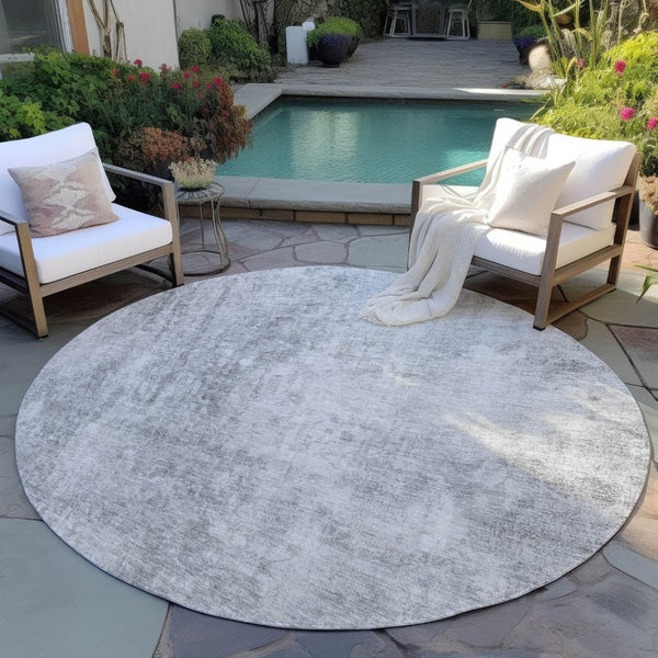 HomeRoots 5' Abstract Gray Silver Charcoal Area Rug - Stylish, Washable, Durable for Indoor & Outdoor Use 8' Round 580258