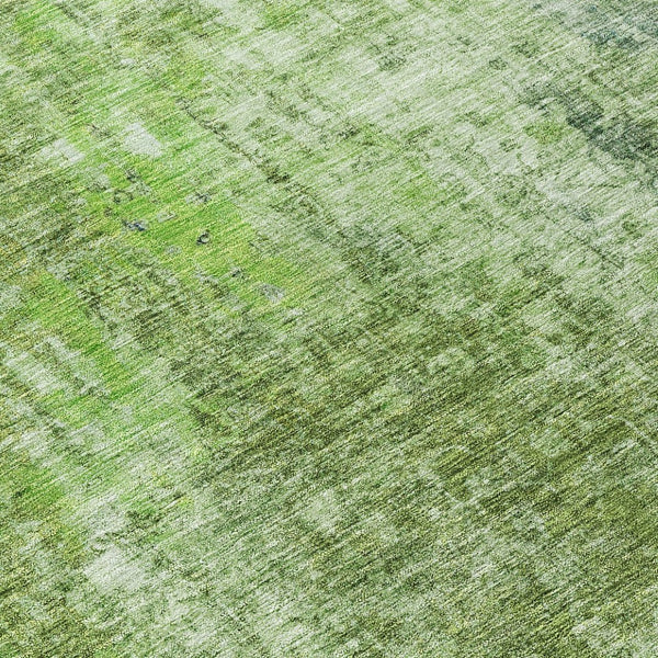 HomeRoots 5' Abstract Olive Green Area Rug - Washable, Stain-Resistant, Perfect for Indoor & Outdoor Spaces 8' Round 580264