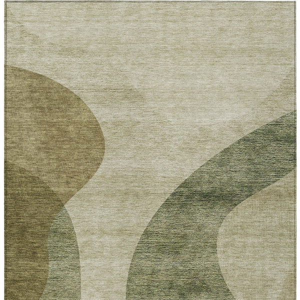 Homeroots 3' Beige And Chocolate Abstract Washable Area Rug – Perfect For Indoor And Outdoor Spaces! 8' X 10' Polyester 580283