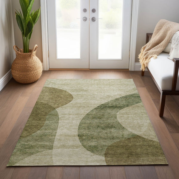 Homeroots 3' Beige And Chocolate Abstract Washable Area Rug – Perfect For Indoor And Outdoor Spaces! 10' X 14' Polyester 580285