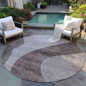 Homeroots 3' Beige And Chocolate Abstract Washable Area Rug – Perfect For Indoor And Outdoor Spaces! 8' Round Polyester 580300