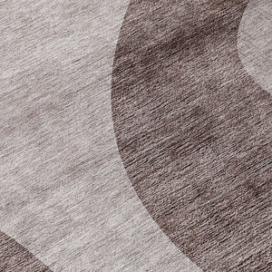 Homeroots 3' Beige And Chocolate Abstract Washable Area Rug – Perfect For Indoor And Outdoor Spaces! 8' Round Polyester 580300