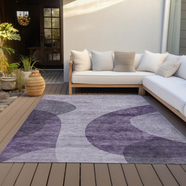 Homeroots 3' Beige And Chocolate Abstract Washable Area Rug – Perfect For Indoor And Outdoor Spaces! 5' X 8' Polyester 580305