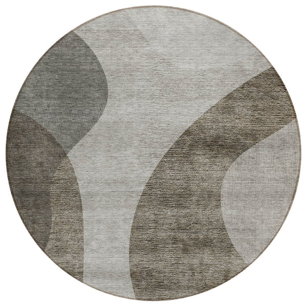 HomeRoots 5' Modern Abstract Washable Area Rug in Taupe, Beige & Chocolate for Stylish Indoor/Outdoor Use 8' Round 580312