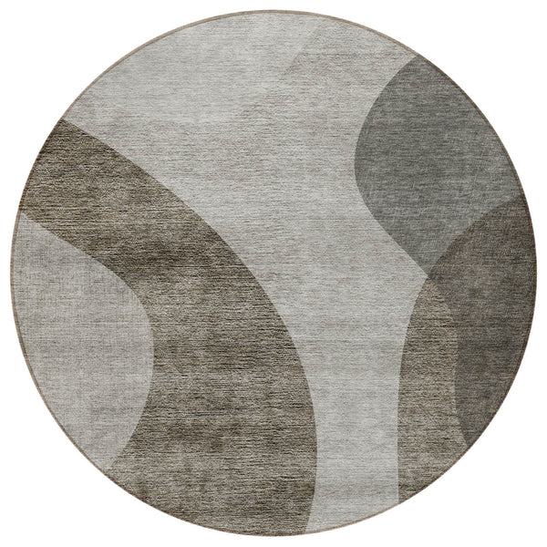 Homeroots 3' Beige And Chocolate Abstract Washable Area Rug – Perfect For Indoor And Outdoor Spaces! 8' Round Polyester 580312