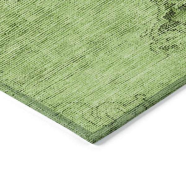 HomeRoots 5' Timeless Oriental Style Washable Area Rug for Indoor and Outdoor Use - Durable, Easy Care Design 5' X 8' 580317