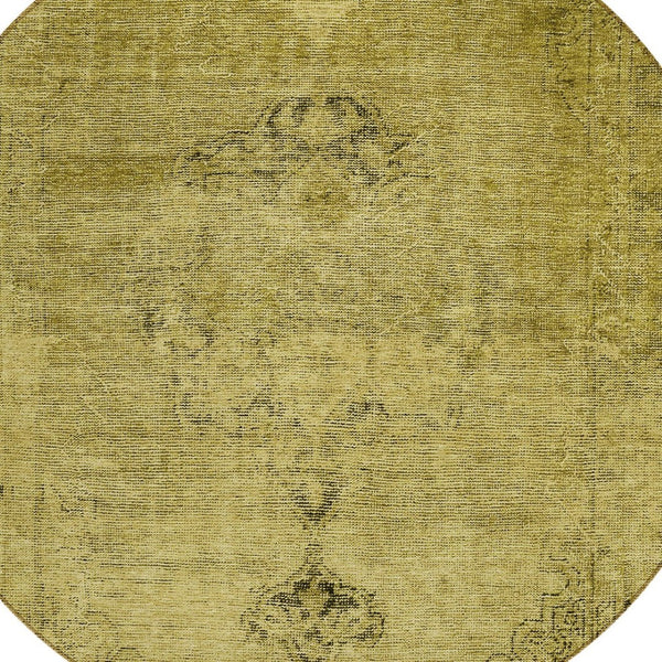 HomeRoots 5' Elevate Your Space with a Durable Gold Brown Oriental Washable Area Rug for Indoor & Outdoor Use 8' Round 580342