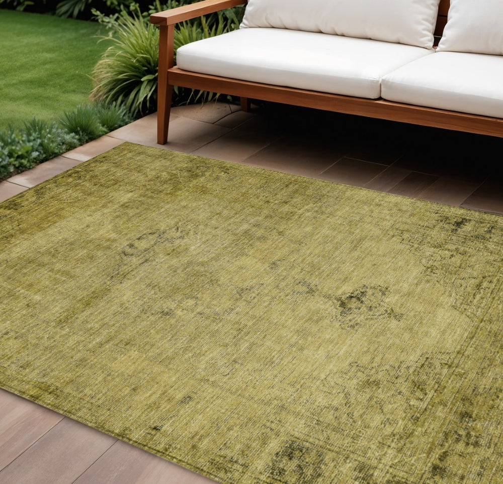 HomeRoots 9' Elegant Gold Brown Wheat Oriental Area Rug – Washable Indoor Outdoor Design for High Traffic Areas 9' X 12' 580344