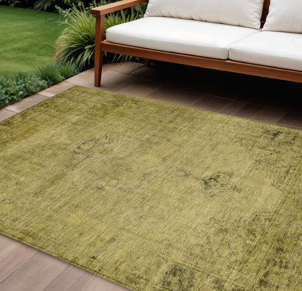 HomeRoots 9' Elegant Gold Brown Wheat Oriental Area Rug – Washable Indoor Outdoor Design for High Traffic Areas 9' X 12' 580344