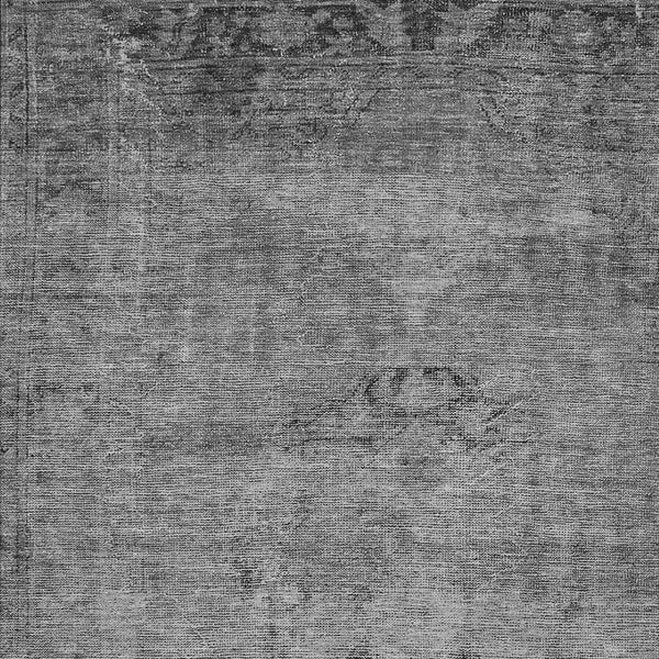 HomeRoots 5' Stylish Gray Silver Charcoal Oriental Washable Area Rug for Indoor and Outdoor Versatility 10' X 14' 580351