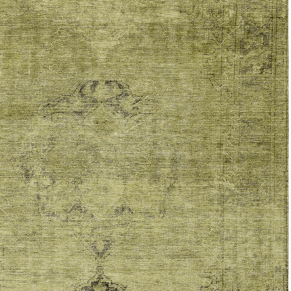 HomeRoots 5' Elegant Khaki Brown and Taupe Oriental Washable Area Rug for Indoor and Outdoor Use 10' X 14' 580357