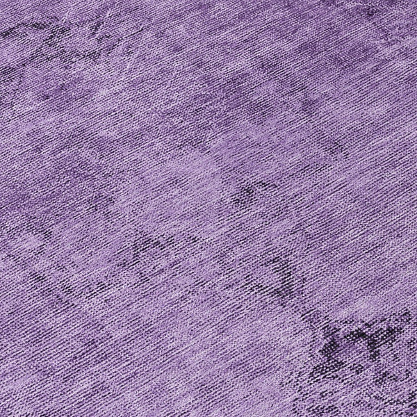 HomeRoots 5' Stylish Purple Eggplant and Lavender Oriental Rug – Durable, Washable for Indoor & Outdoor Use 8' Round 580360