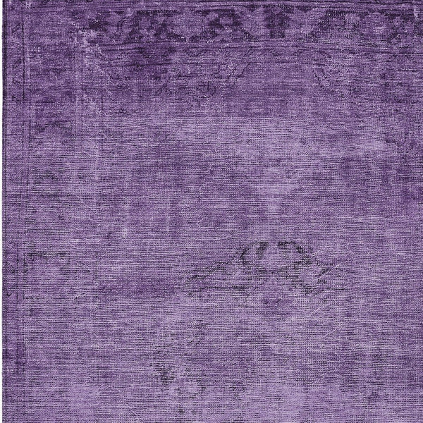 HomeRoots 5' Stylish Purple Eggplant and Lavender Oriental Rug – Durable, Washable for Indoor & Outdoor Use 10' X 14' 580363
