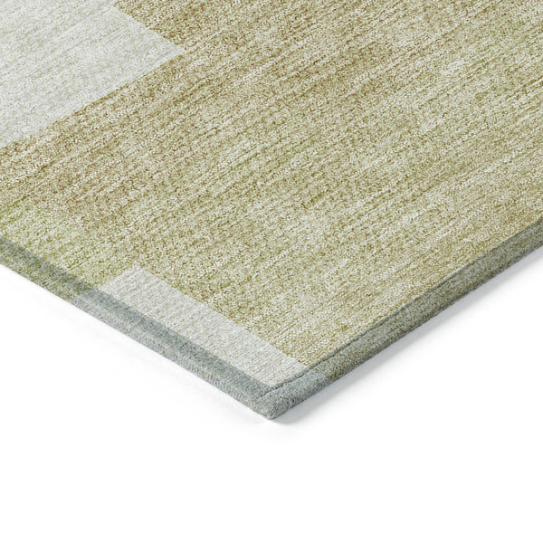 Homeroots 3' Stylish Beige Ivory And Brown Geometric Washable Area Rug For Indoor Outdoor Spaces 5' X 8' Polyester 580371