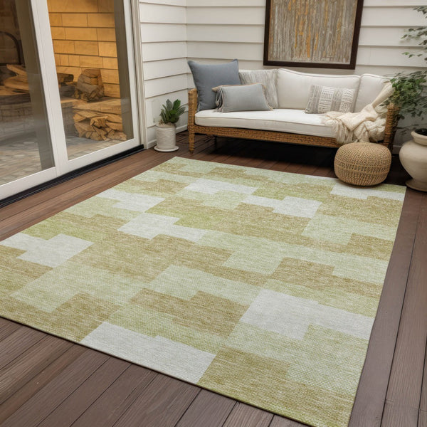 Homeroots 3' Stylish Beige Ivory And Brown Geometric Washable Area Rug For Indoor Outdoor Spaces 8' X 10' Polyester 580373