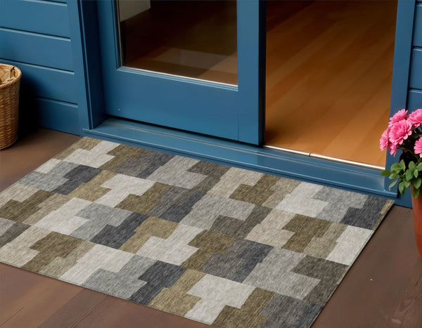 Homeroots 3' Stylish Beige Ivory And Brown Geometric Washable Area Rug For Indoor Outdoor Spaces 3' X 5' Polyester 580376